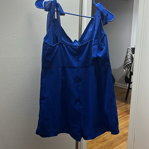 Pretty Little Things Romper - Picture 2 of 2